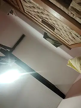 Snapshot of NaughtyClaudia_ chatting on 12.16.25 NaughtyClaudia online show from 12.16.25