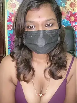 Snapshot of Premalatha_28 chatting on 06.19.26 Premalatha 28 online show from 06.19.26