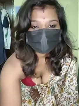 Snapshot of Premalatha_28 chatting on 06.25.26 Premalatha 28 online show from 06.25.26