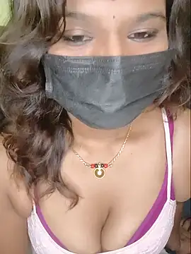 Snapshot of Premalatha_28 chatting on 06.29.26 Premalatha 28 online show from 06.29.26