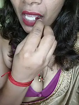 Snapshot of Premalatha_28 chatting on 07.10.26 Premalatha 28 online show from 07.10.26