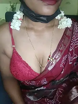 Snapshot of Premalatha_28 chatting on 07.23.26 Premalatha 28 online show from 07.23.26