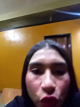 Snapshot of skinnyrox chatting on 02.07.26 skinnyrox online show from 02.07.26