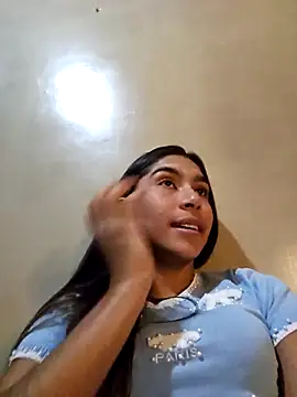 Snapshot of skinnyrox chatting on 02.22.26 skinnyrox online show from 02.22.26