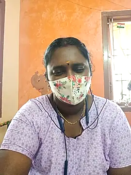 Snapshot of Tamil_Ranjini chatting on 12.20.25 Tamil Ranjini online show from 12.20.25