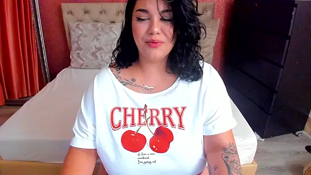 SpicyCarlaXX online show from 06.10.26