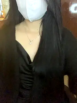 Snapshot of Hanni_22 chatting on 11.24.25 Hanni 22 online show from 11.24.25