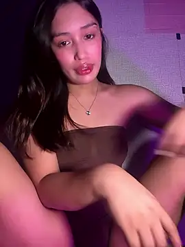 Snapshot of MistressAylie chatting on 01.09.26 MistressAylie online show from 01.09.26