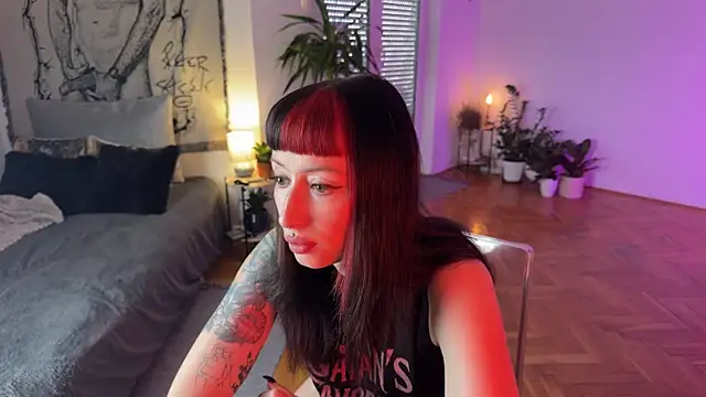 Snapshot of inked_witch chatting on 09.08.25 inked witch online show from 09.08.25