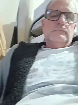 Snapshot of nard53 chatting on 06.18.26 nard53 online show from 06.18.26