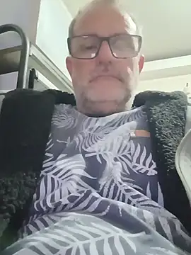 Snapshot of nard53 chatting on 06.25.26 nard53 online show from 06.25.26