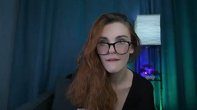 foxy cute4you online show from 11.30.25