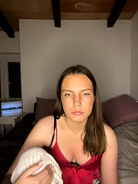 Snapshot of Sandrasnoww chatting on 12.04.25 Sandrasnoww online show from 12.04.25