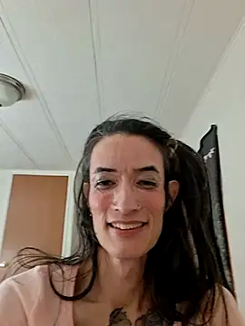 Snapshot of MaitressePomme3 chatting on 11.20.25 MaitressePomme3 online show from 11.20.25