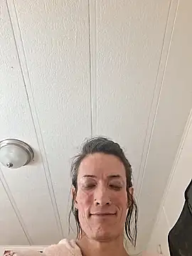 Snapshot of MaitressePomme3 chatting on 12.22.25 MaitressePomme3 online show from 12.22.25