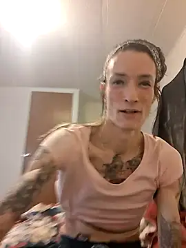 Snapshot of MaitressePomme3 chatting on 01.07.26 MaitressePomme3 online show from 01.07.26