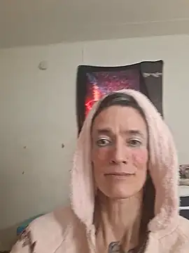 Snapshot of MaitressePomme3 chatting on 01.19.26 MaitressePomme3 online show from 01.19.26