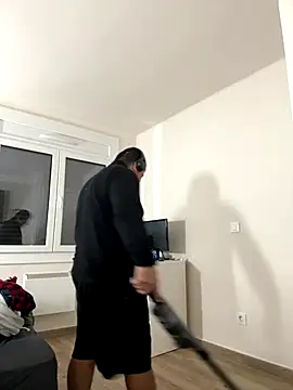 Snapshot of Pelotas2000 chatting on 11.25.25 Pelotas2000 online show from 11.25.25