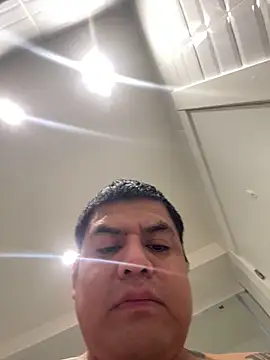 Snapshot of Pelotas2000 chatting on 12.15.25 Pelotas2000 online show from 12.15.25