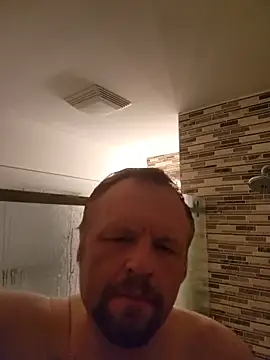 Snapshot of TheOneDonShaun chatting on 11.29.25 TheOneDonShaun online show from 11.29.25