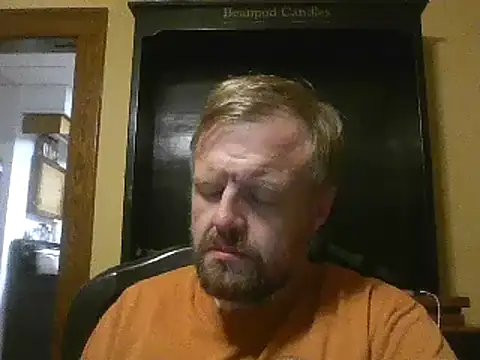 Snapshot of TheOneDonShaun chatting on 05.22.26 TheOneDonShaun online show from 05.22.26