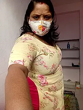 Snapshot of CUTE-LOVE-SWEETS chatting on 12.16.25 CUTE-LOVE-SWEETS online show from 12.16.25