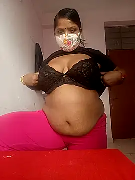 Snapshot of CUTE-LOVE-SWEETS chatting on 12.19.25 CUTE-LOVE-SWEETS online show from 12.19.25