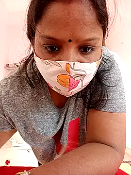 Snapshot of CUTE-LOVE-SWEETS chatting on 01.11.26 CUTE-LOVE-SWEETS online show from 01.11.26