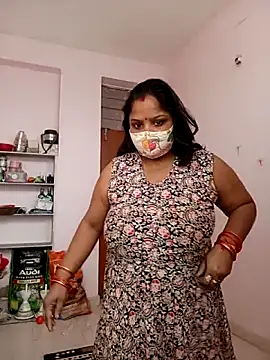 Snapshot of CUTE-LOVE-SWEETS chatting on 02.12.26 CUTE-LOVE-SWEETS online show from 02.12.26