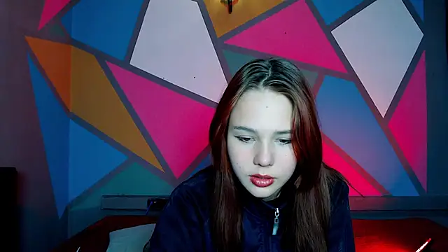 Snapshot of onessandra chatting on 11.19.25 onessandra online show from 11.19.25