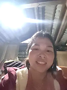 Snapshot of Cover-baa chatting on 11.17.25 Cover-baa online show from 11.17.25