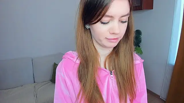 Snapshot of AngelesBenitz chatting on 02.03.26 AngelesBenitz online show from 02.03.26