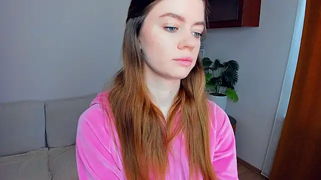 Snapshot of AngelesBenitz chatting on 02.04.26 AngelesBenitz online show from 02.04.26