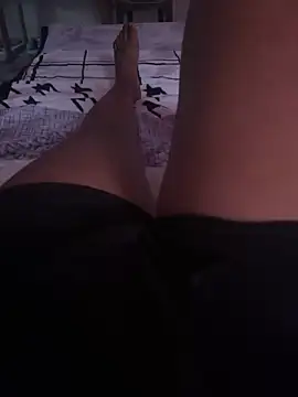 Snapshot of raveena_hot chatting on 11.22.25 raveena hot online show from 11.22.25