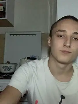 Snapshot of mishatop178 chatting on 11.20.25 mishatop178 online show from 11.20.25