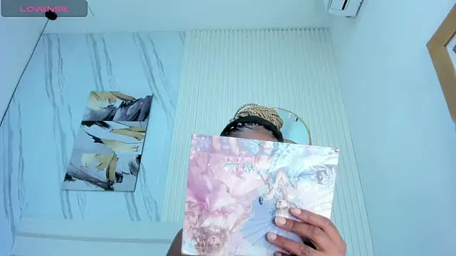 Afro Luna online show from 05.02.26