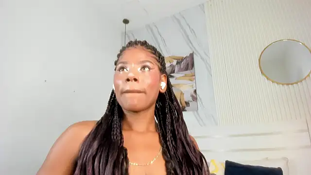 Snapshot of Afro_Luna chatting on 06.27.26 Afro Luna online show from 06.27.26