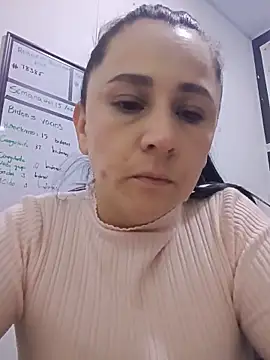 Snapshot of Sex_Annie chatting on 06.16.26 Sex Annie online show from 06.16.26