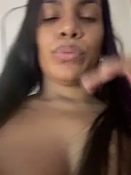 ArielleMillerr- online show from 12.16.25