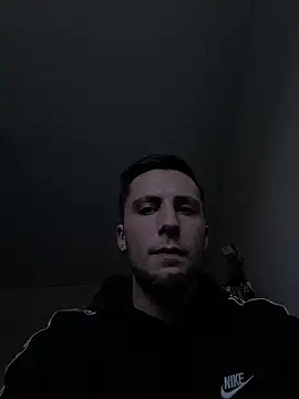 Snapshot of Matt02fr chatting on 12.02.25 Matt02fr online show from 12.02.25