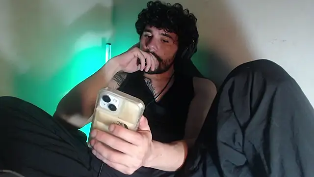 Snapshot of LuciferSantoryu chatting on 02.03.26 LuciferSantoryu online show from 02.03.26