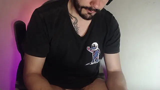 Snapshot of LuciferSantoryu chatting on 02.05.26 LuciferSantoryu online show from 02.05.26