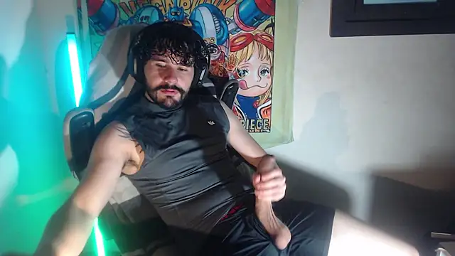 Snapshot of LuciferSantoryu chatting on 02.11.26 LuciferSantoryu online show from 02.11.26