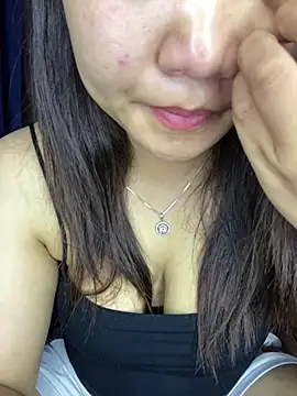 Snapshot of Sunset-yll chatting on 07.05.26 Sunset-yll online show from 07.05.26