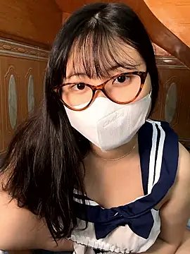 Snapshot of hide_from_colleagues chatting on 01.16.26 hide from colleagues online show from 01.16.26