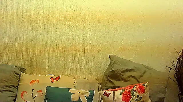BrunetteNaomi8 online show from 07.06.26