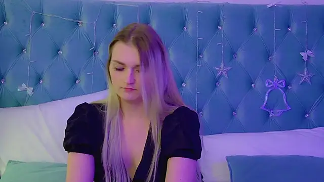 AnnyRaii online show from 01.12.26