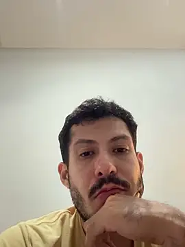 Snapshot of DARG_17 chatting on 03.13.26 DARG 17 online show from 03.13.26