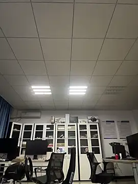 Snapshot of lubeiqu chatting on 11.19.25 lubeiqu online show from 11.19.25