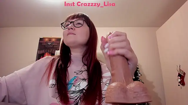 Snapshot of Foxy-lady chatting on 12.29.24 Foxy-lady online show from 12.29.24